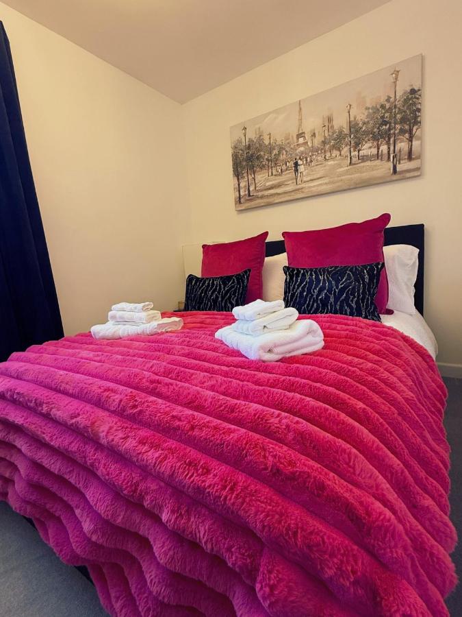 Cozy 1-Bed Apartment London - Chambres d’hôtes Watford