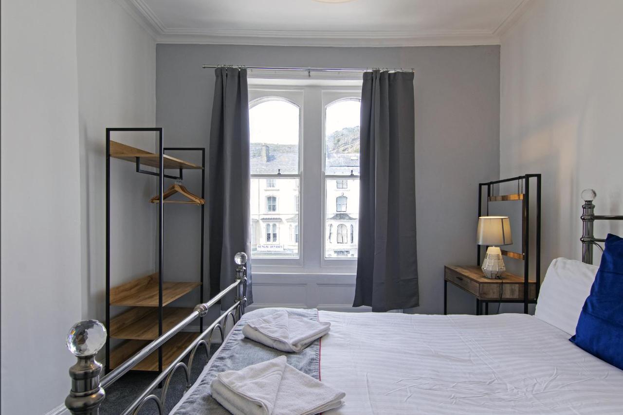 One-Bedroom Superior Apartment