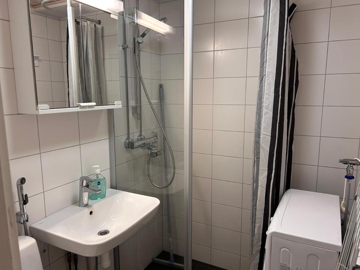 Kotimaailma Apartments - 1BR in city center of Turku - Chambres d'hôtes Turku
