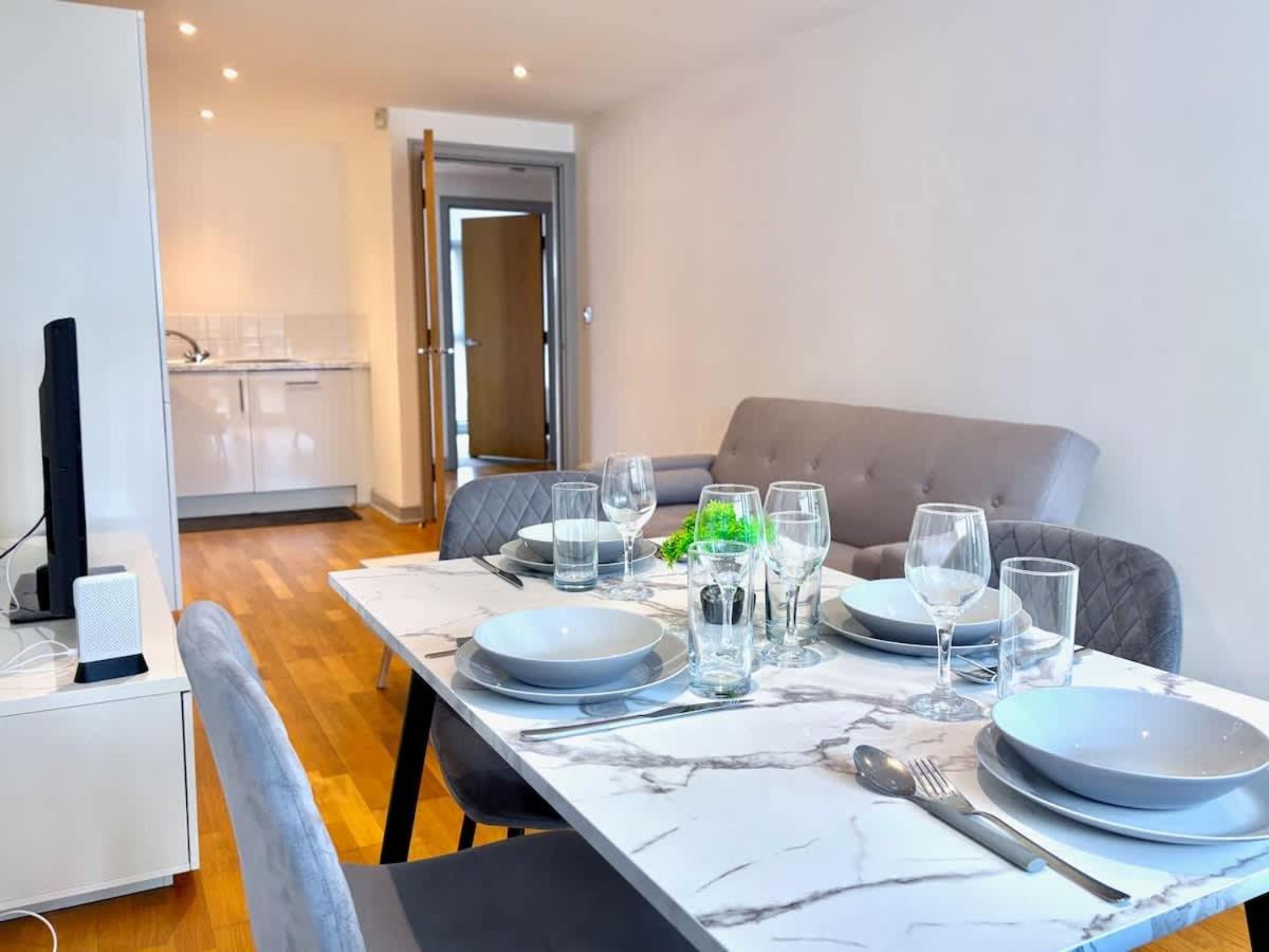 York City Centre 2-Bed Flat - Near Christmas Market - Bed and Breakfast York