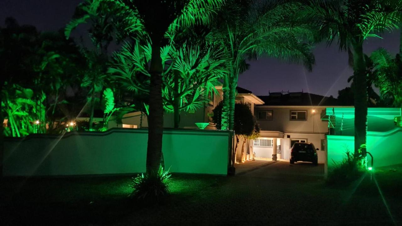 THE SEA BREEZE GUEST HOUSE & VENUE HIRE, 11 on SHELBOURNE - Chambres d'hôtes Durban