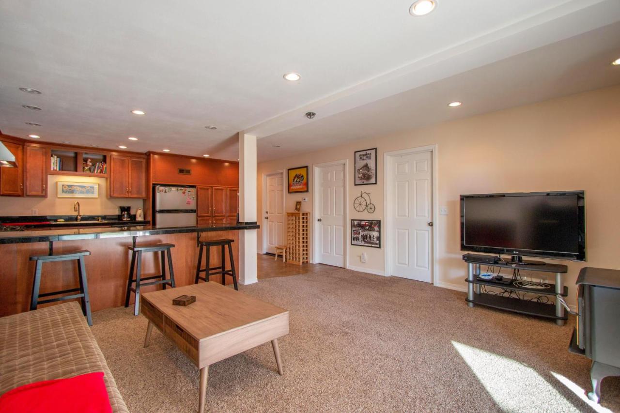 Northern Daylights - B&B White Salmon