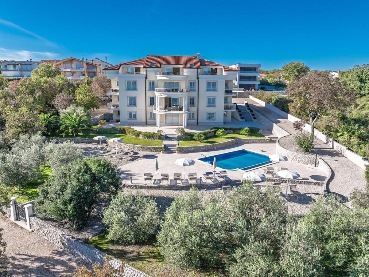 Villa Tunera - Luxury Apartments I - Chambres d'hôtes Porat