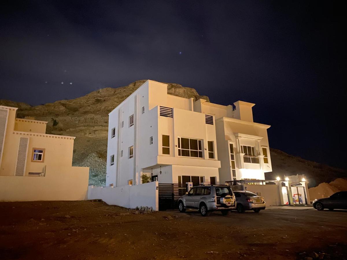 Sunset Views Apartment Flat - B&B Muscat