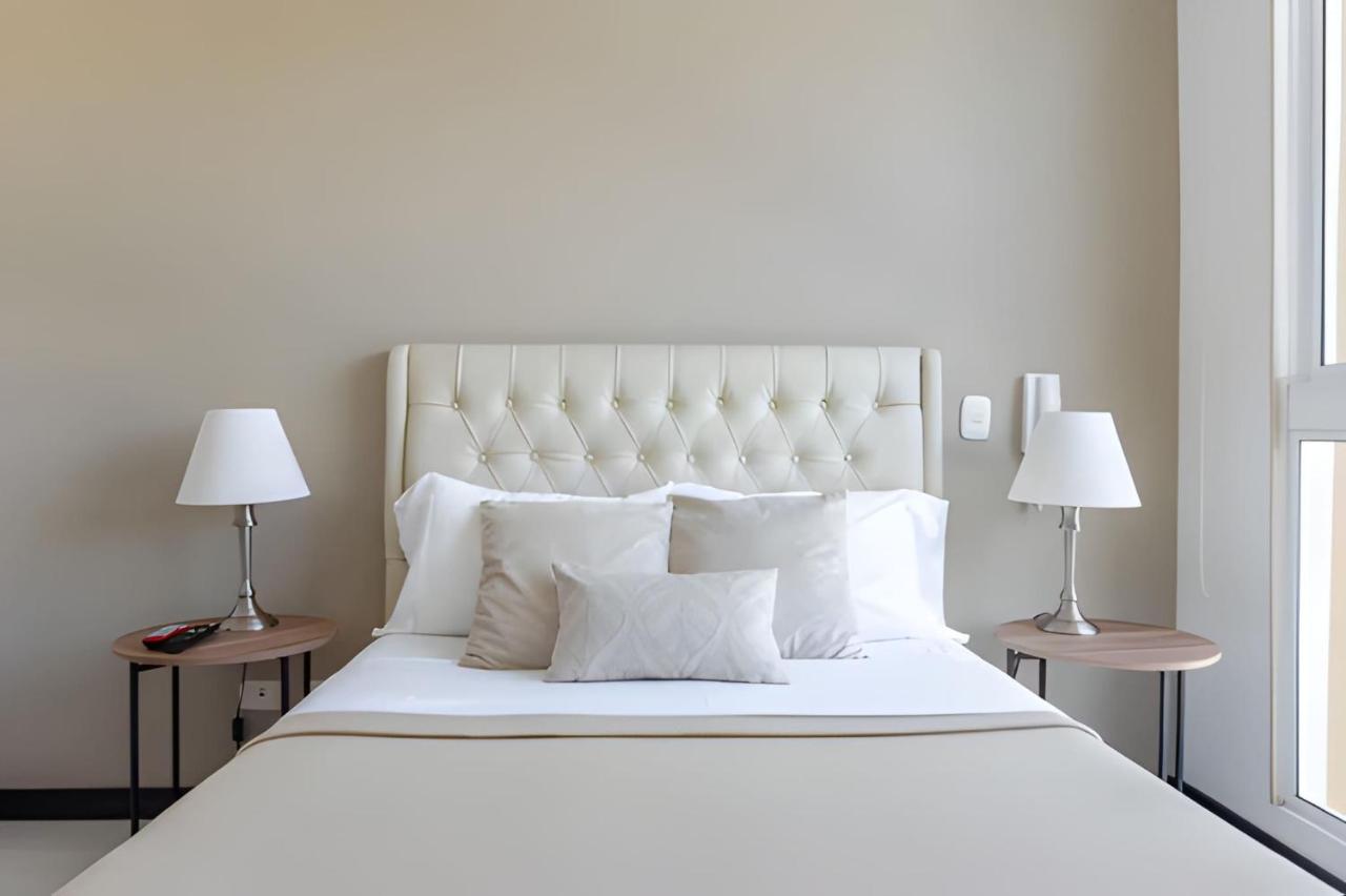 Two-Bedroom Deluxe Apartment with Balcony