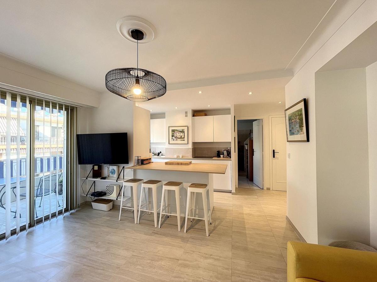 Antibes Center Old Town by the Sea - B&B Antibes