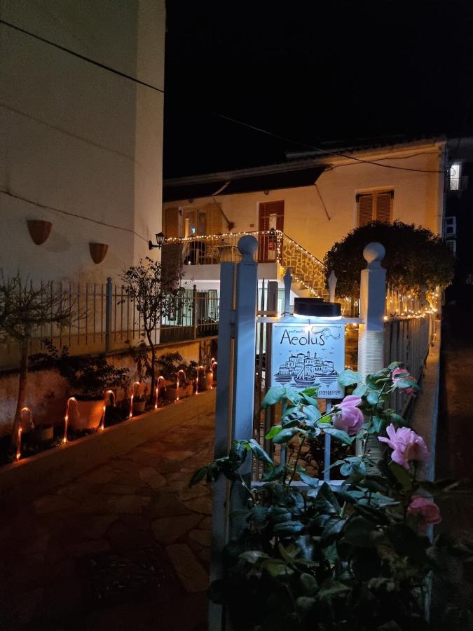 Aeolus Apartment I - B&B Galaxidi