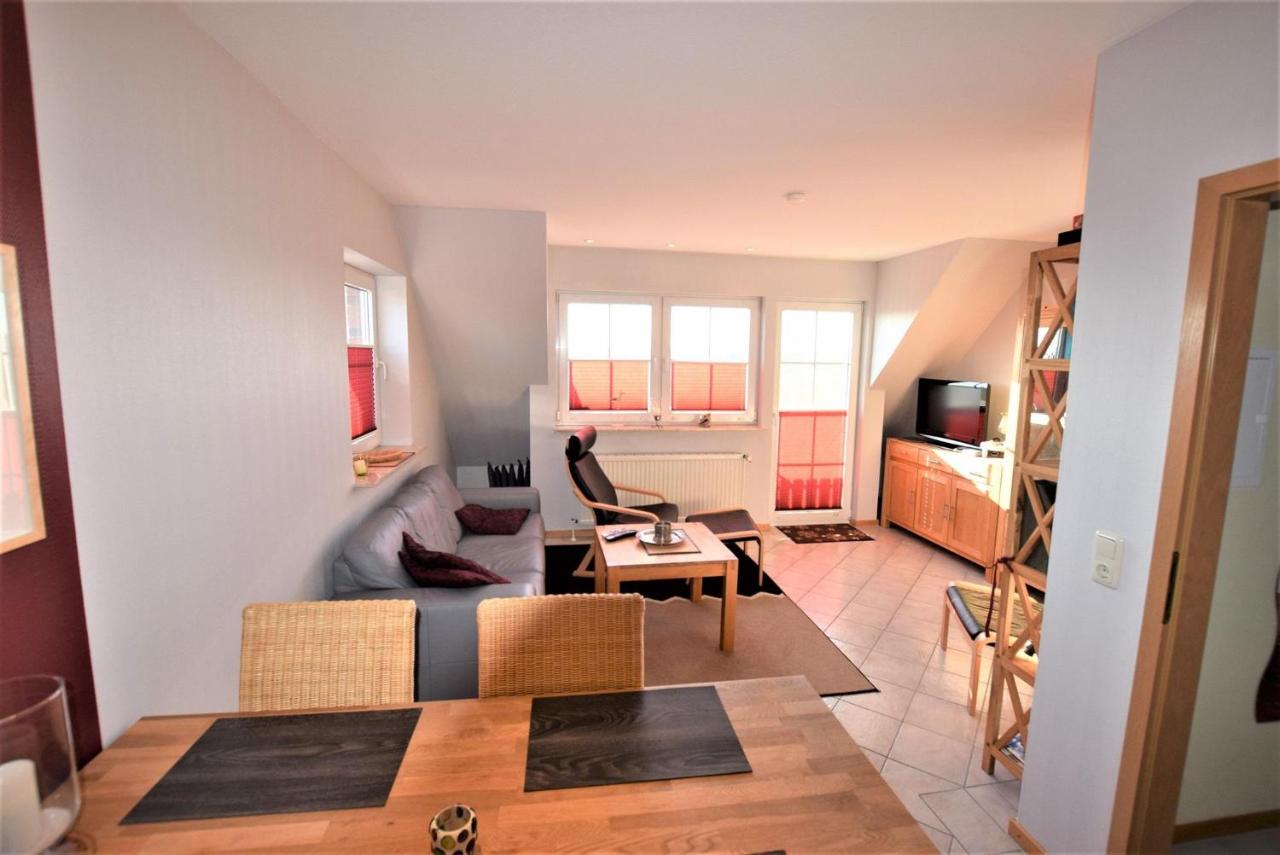 Bernstein-Chalet oben - Chambres d'hôtes Hohwacht