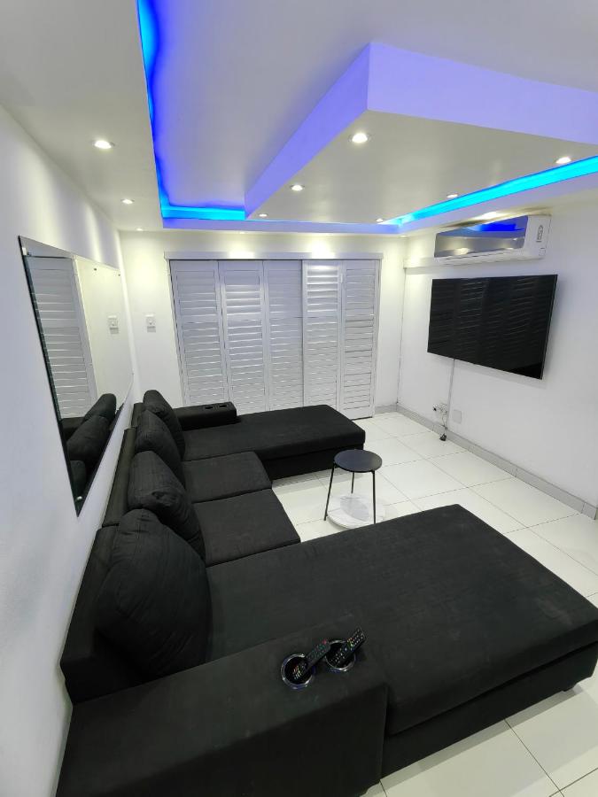 North beach summer sands - B&B Durban