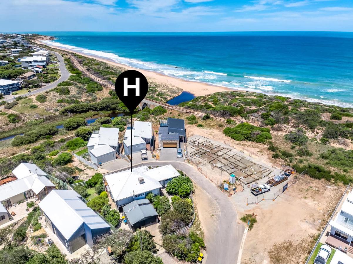 Chiton Shack 8 New Rd Chiton No Linen Included - B&B Port Elliot