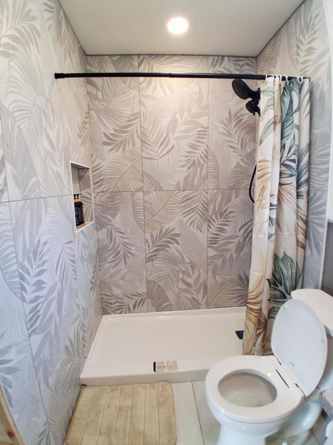 Hale Maluhia-Private 2 Bedroom home - Chambres d’hôtes Keaau