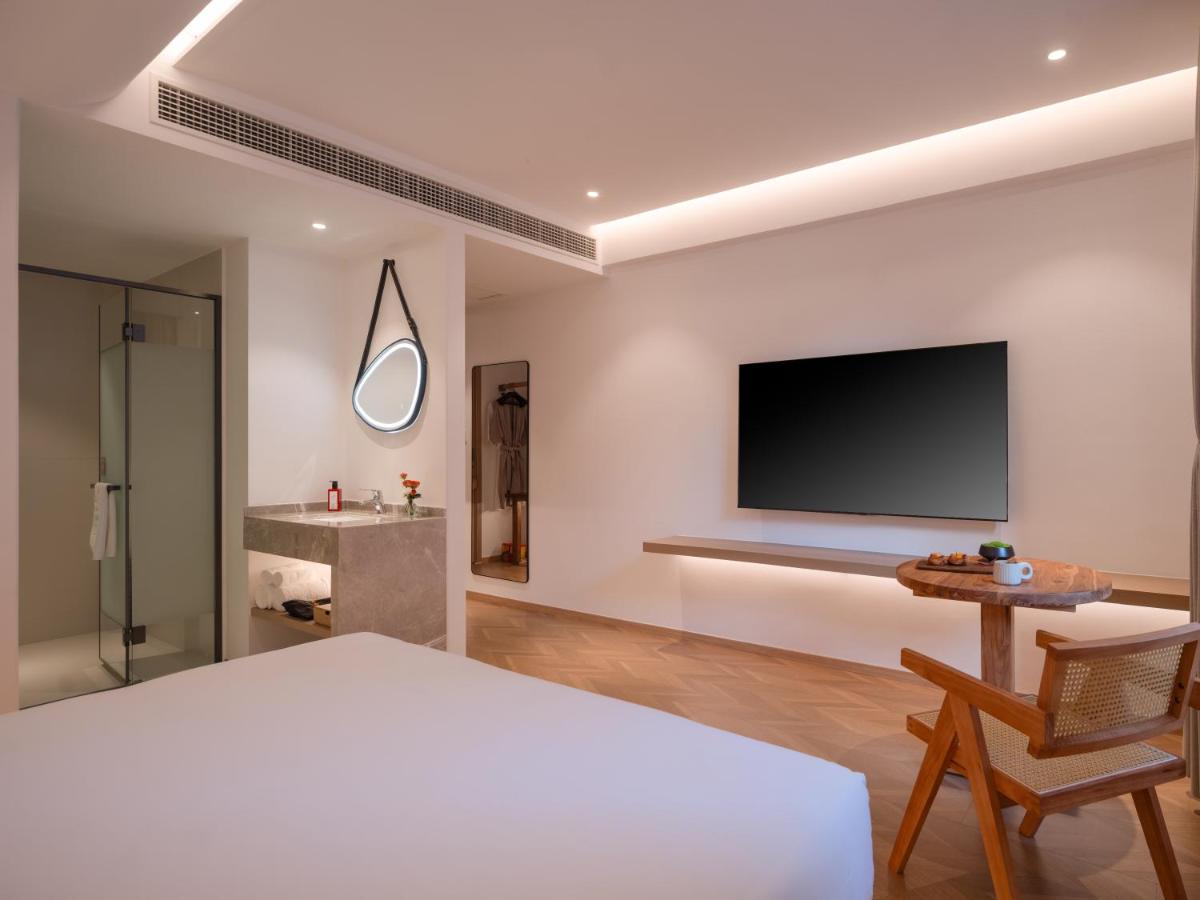 Deluxe Double Room with Shower