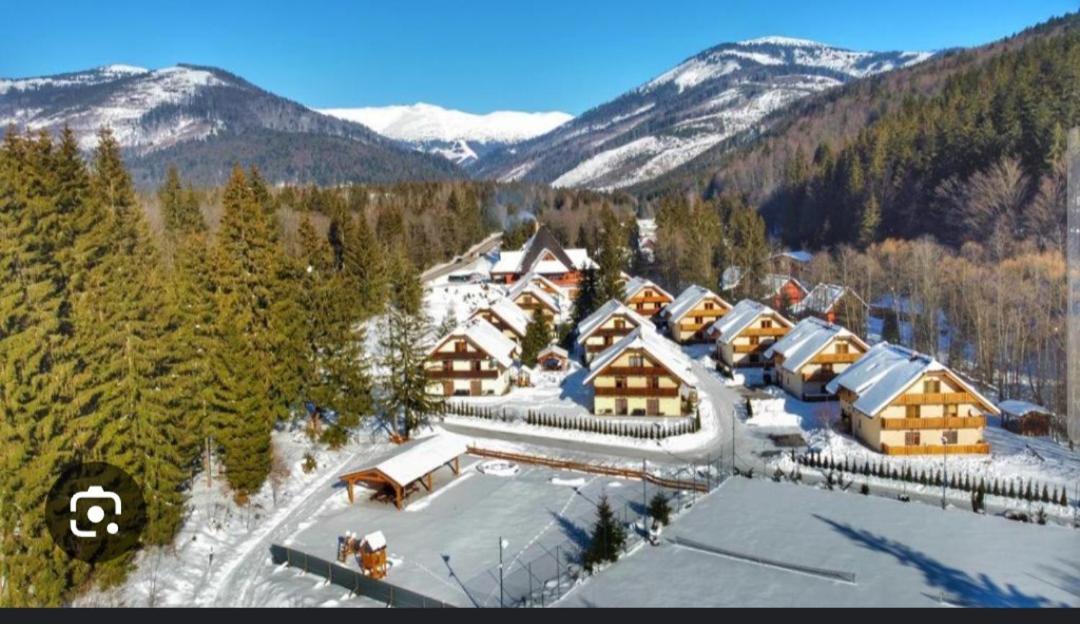 Chata Kúria Tále, Chopok JUH - Bed and Breakfast Brezno