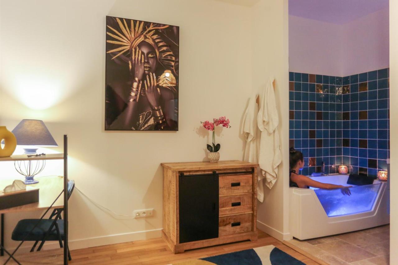 Appart Ciné Spa Amiens Cathédrale Parking Beffroi - B&B Amiens