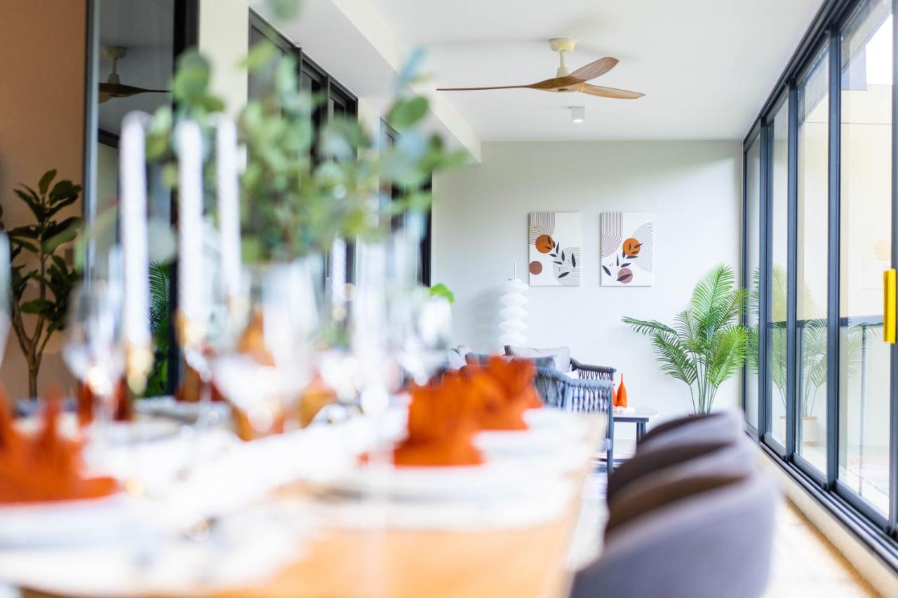 Beachside Residences 3 BR apartment by NLA - Bed and Breakfast Bang Tao Beach