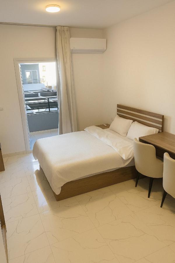 Monolocale con Balcone