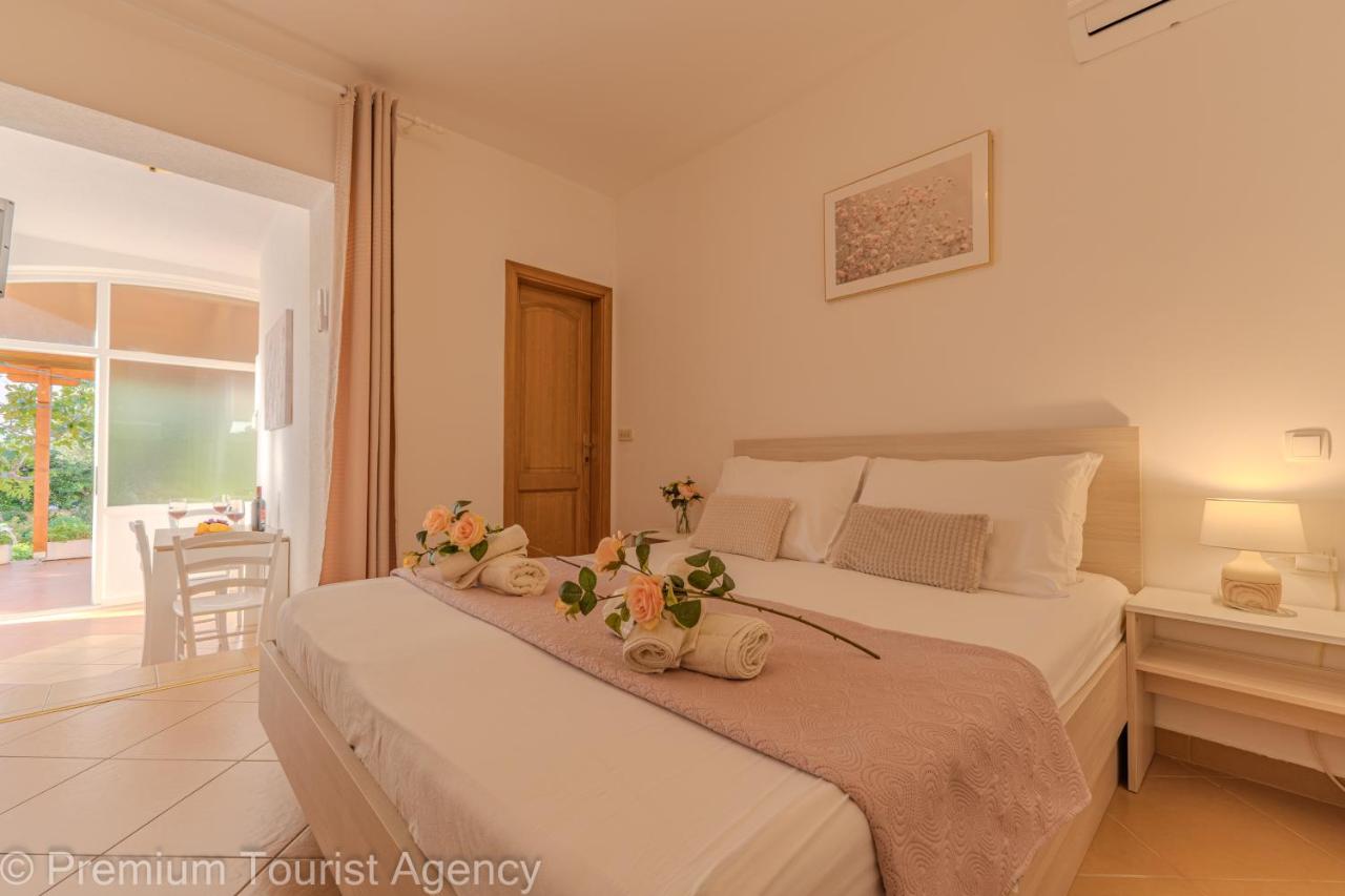 Apartamento con vistas al jardín