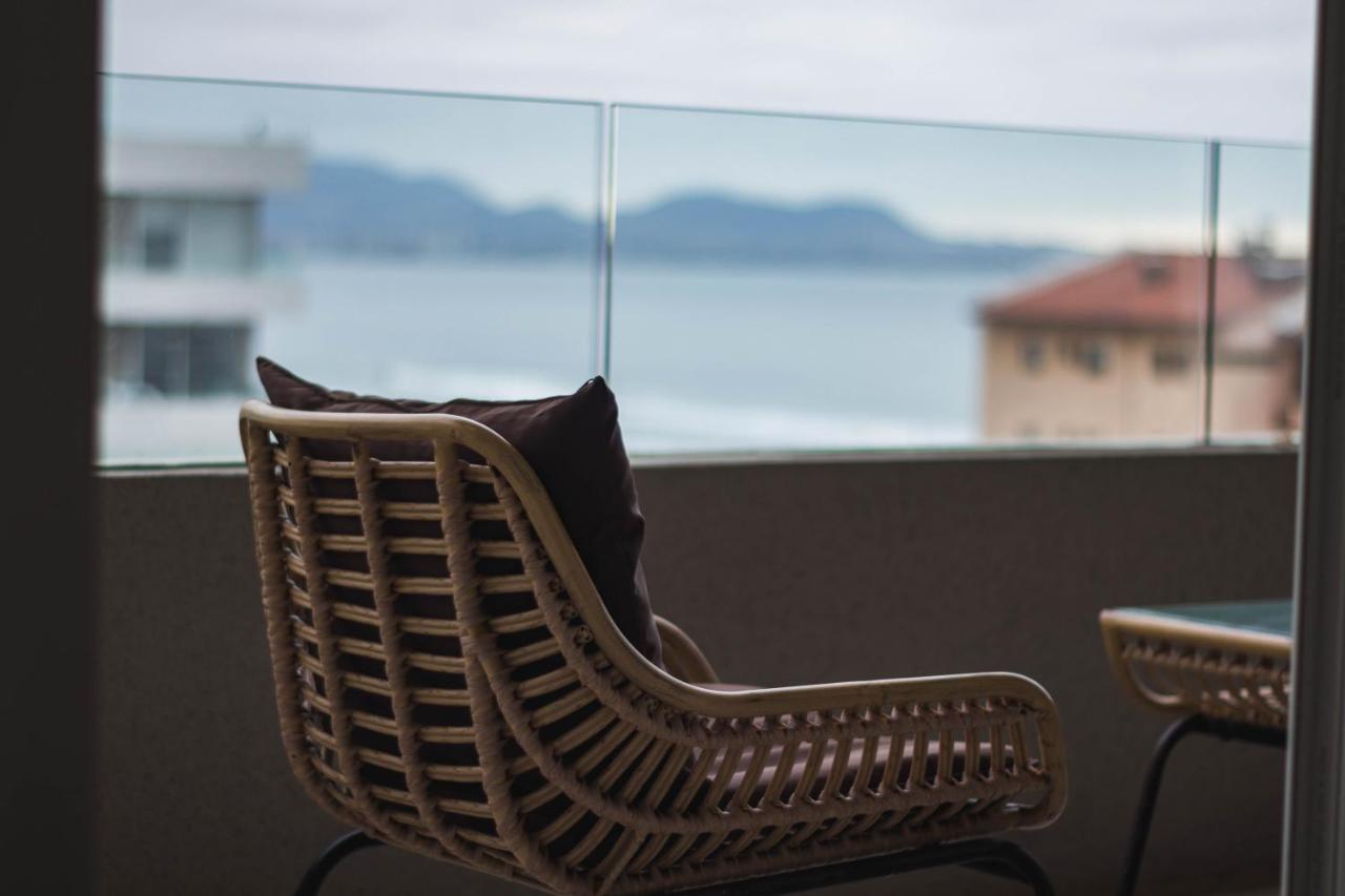 Hermoso depto con vista al mar y solo 50 mtrs de la playa - Chambres d’hôtes La Serena