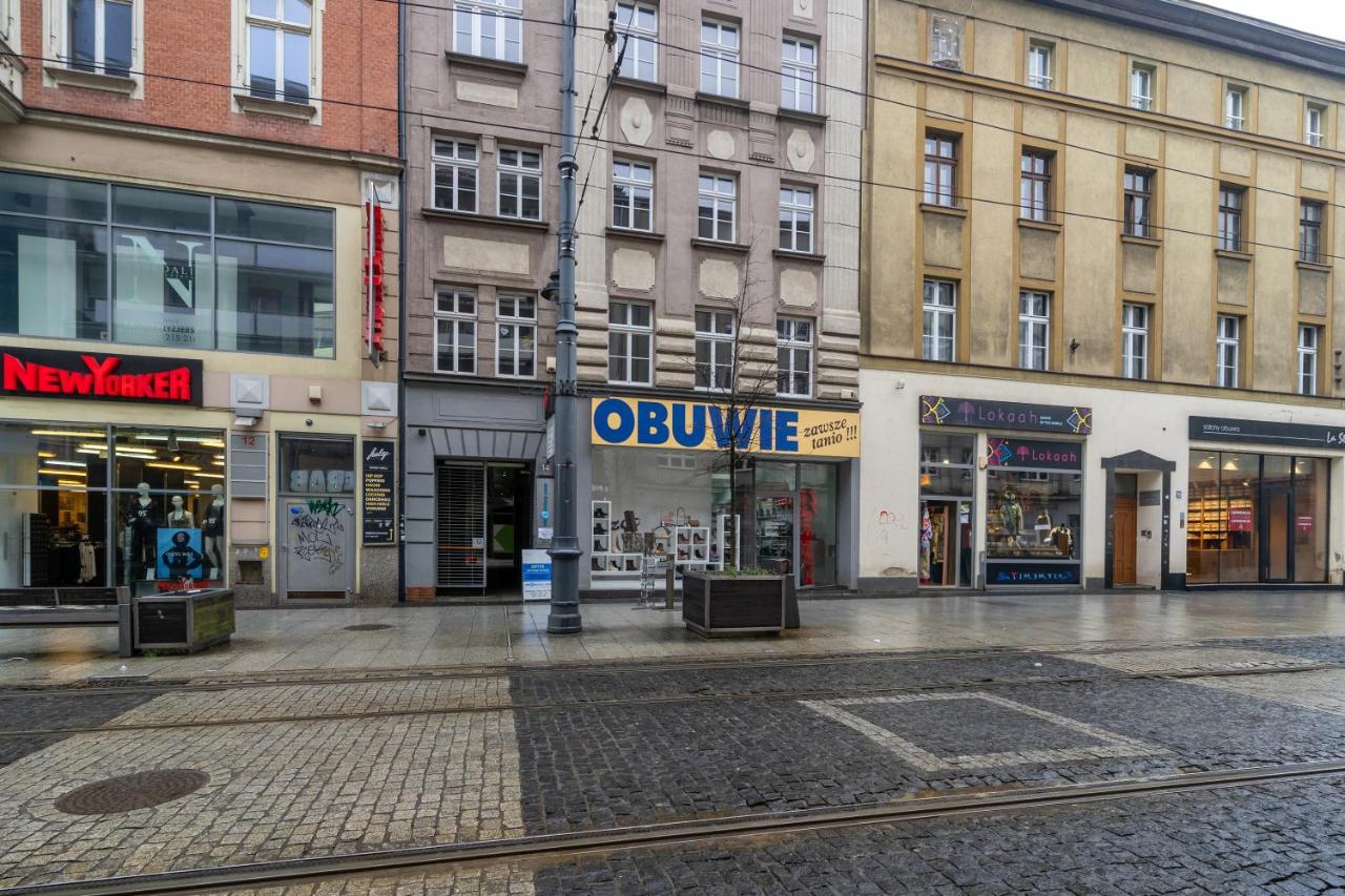 Katowice Central Apartment by BookingHost - Ferienwohnung Kattowitz