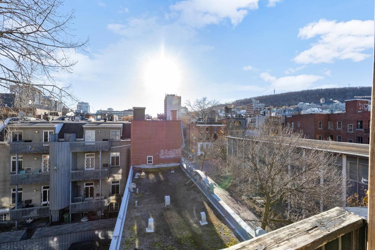 The Speakeasy Suite 503 With Parking - Bed and Breakfast Montréal