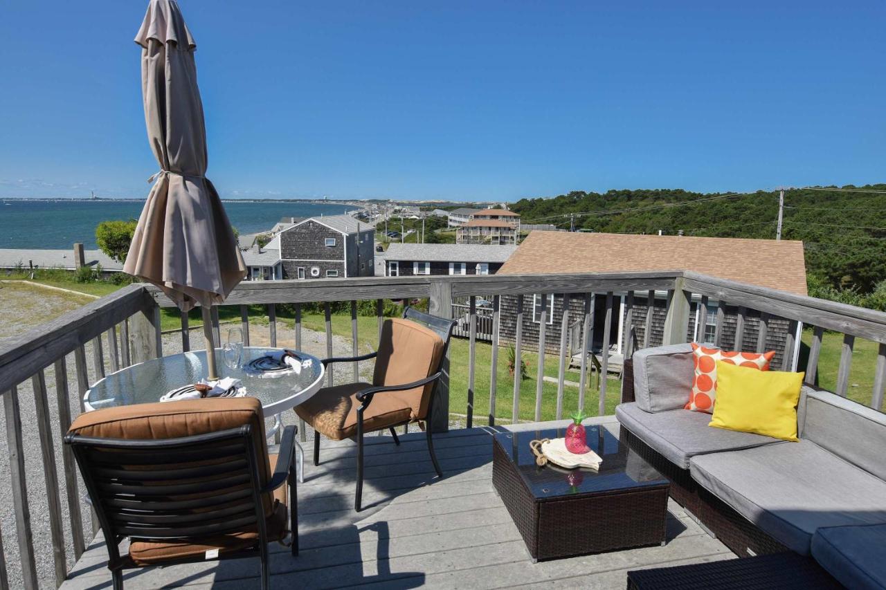 12215 - Beautiful Views of Cape Cod Bay Access to Private Beach Easy Access to P-Town - B&B Truro