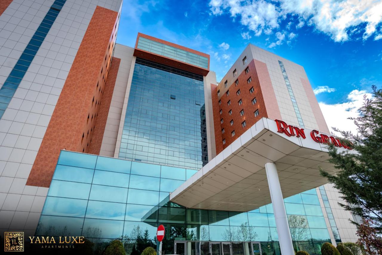 Amour Studio - Jacuzzi - Bed and Breakfast Boekarest