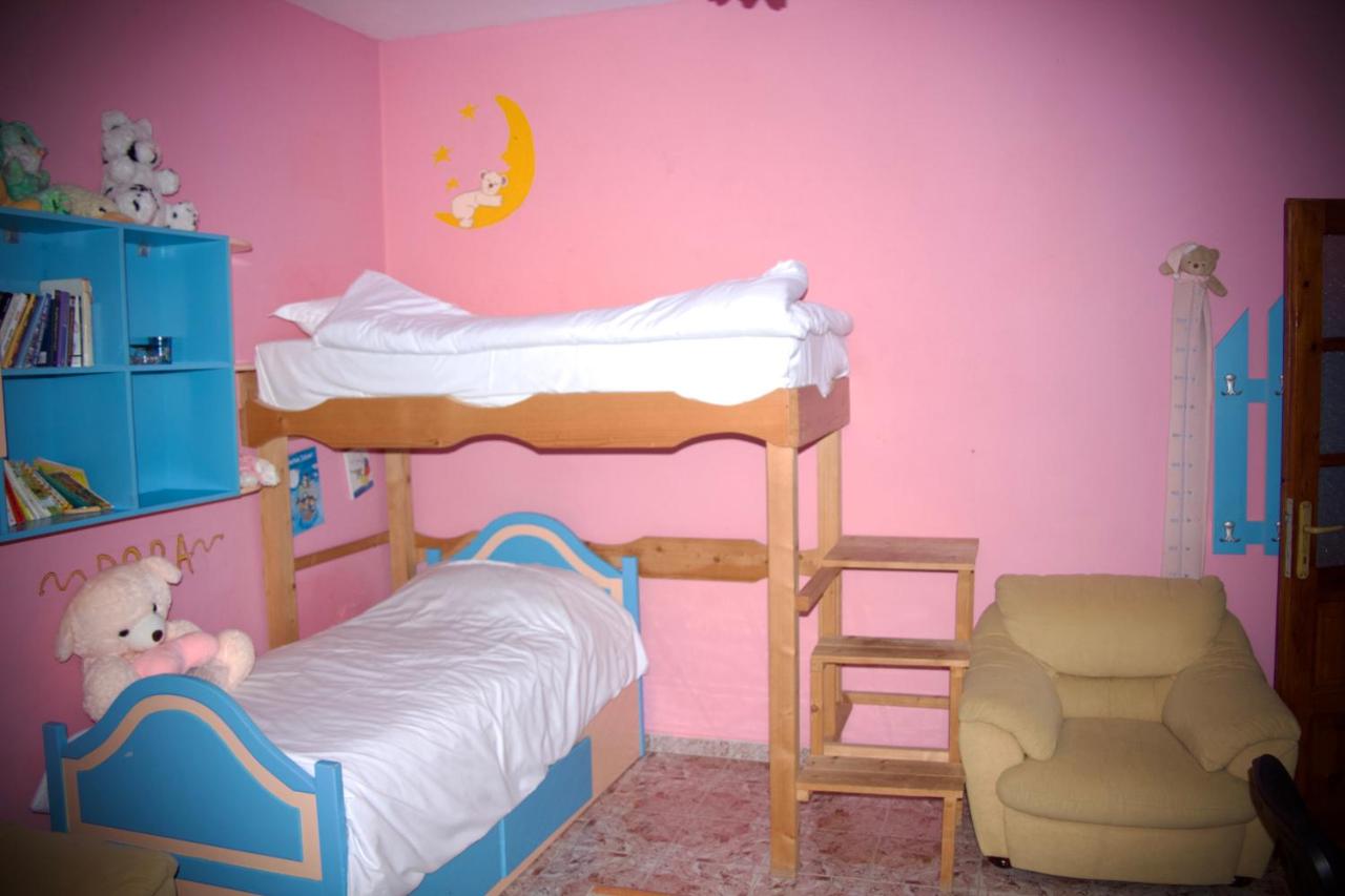 Monika House - Ferienwohnung Berat