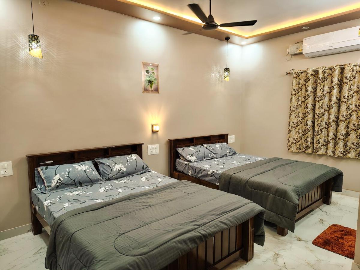 Camera Deluxe Matrimoniale/Doppia con Letti Singoli