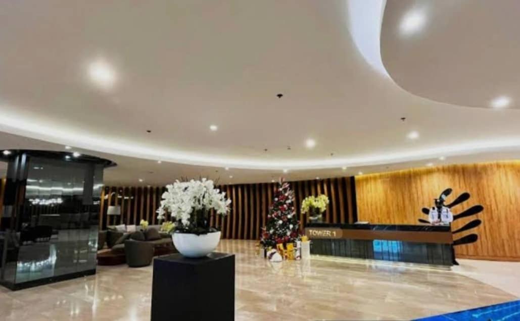 Shore Residences at Mall Of Asia Complex - by Staycation Empire - Bed and Breakfast Manilla