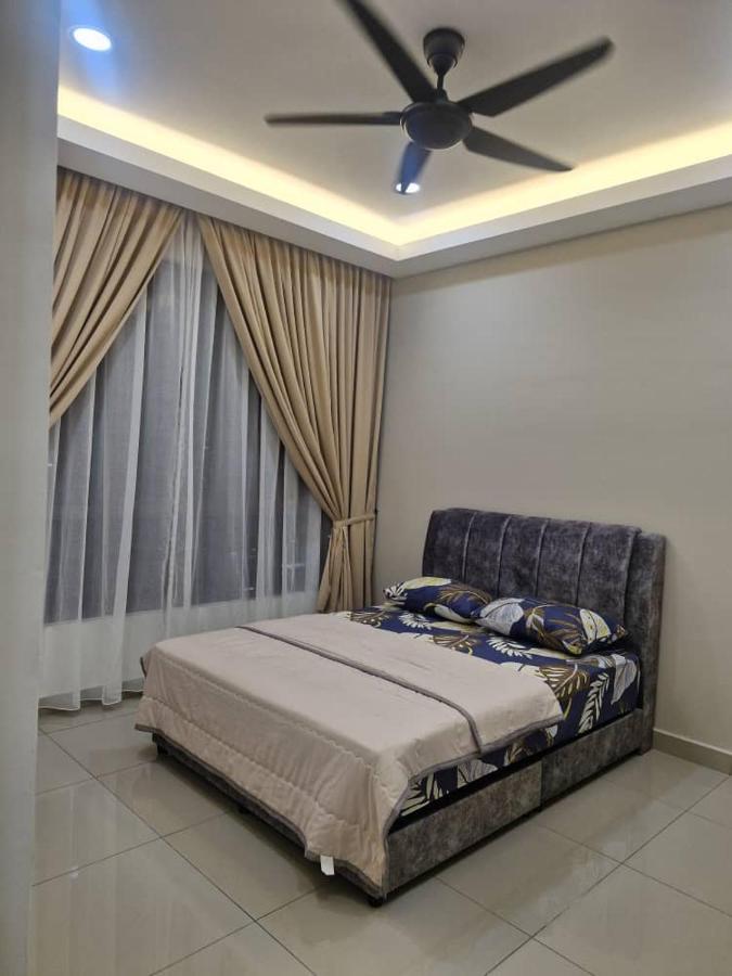 Two-Bedroom Apartment with City View