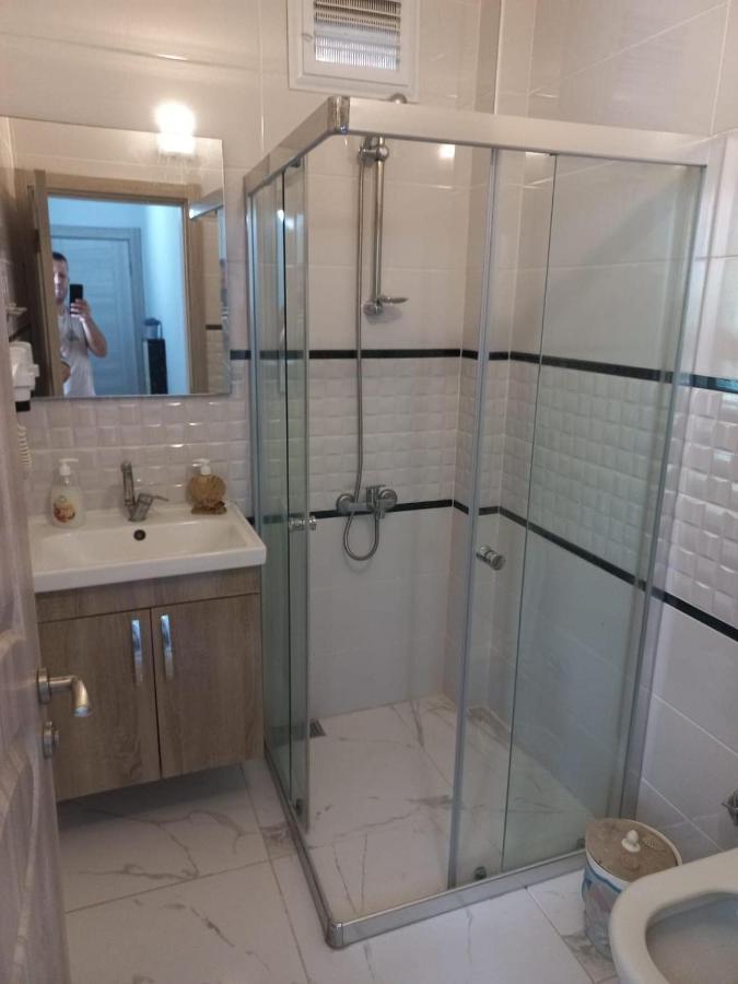 One-Bedroom Apartment with Pool View