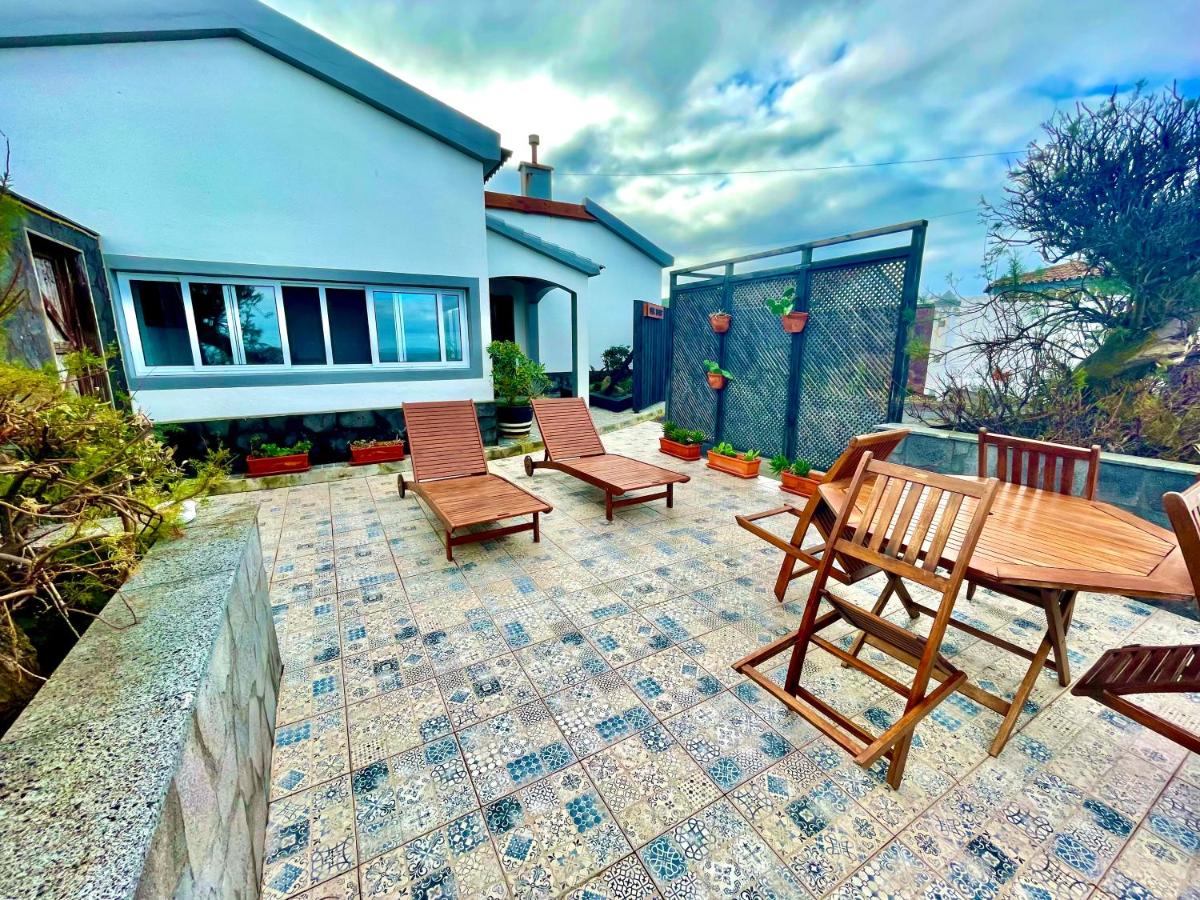 Sea Roots "Sea Zone" - Chambres d’hôtes Mosteiros