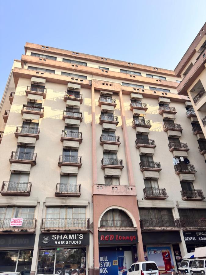 Monarch Suites Designer 1BHK - Bed and Breakfast Rawalpindi