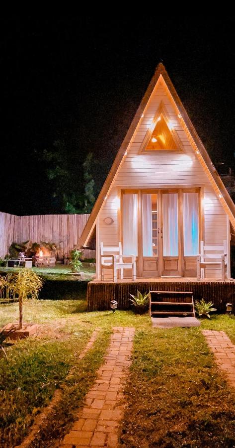 Mini Chalé Suiço com Jacuzzi - B&B Taquara