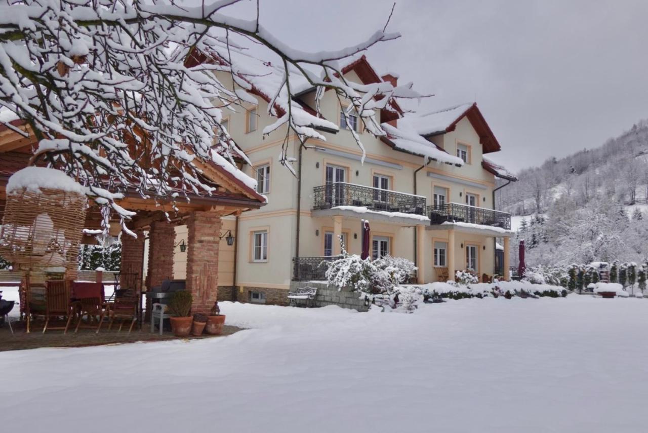 Gorczańskie Apartamenty Papiernia - Noclegi w górach Gorce - Chambres d’hôtes Niedźwiedź