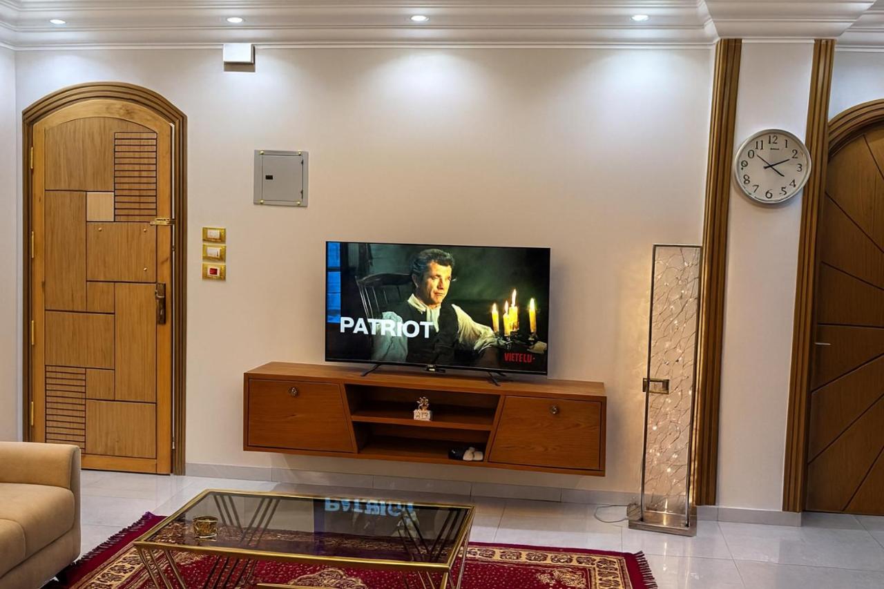 Oscar Apartment 10 - Ferienwohnung Luxor