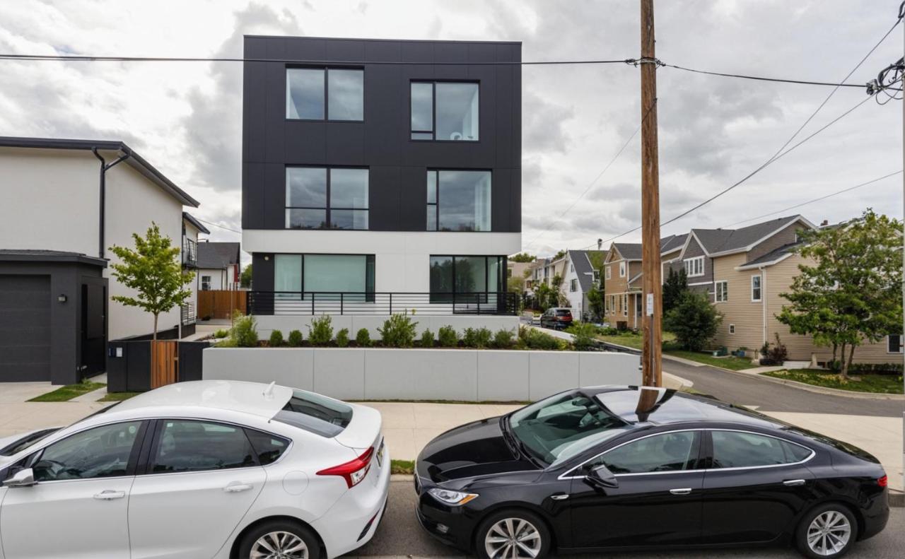 Modern 4 & 5 BR Townhomes Minutes from Downtown LA - Chambres d’hôtes Los Angeles