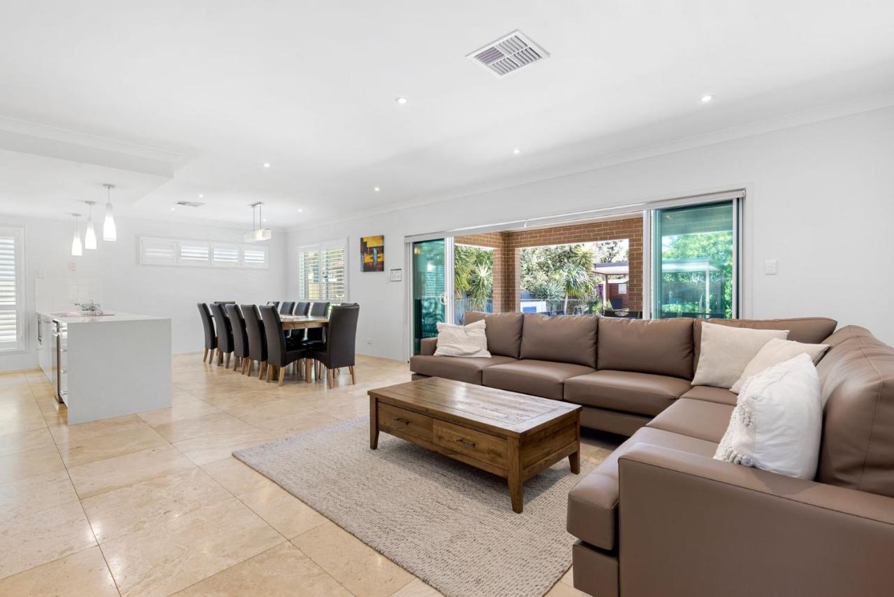 Sunkissed Manor - Swimming Pool - 3 Mins to Beach - B&B Callala Beach