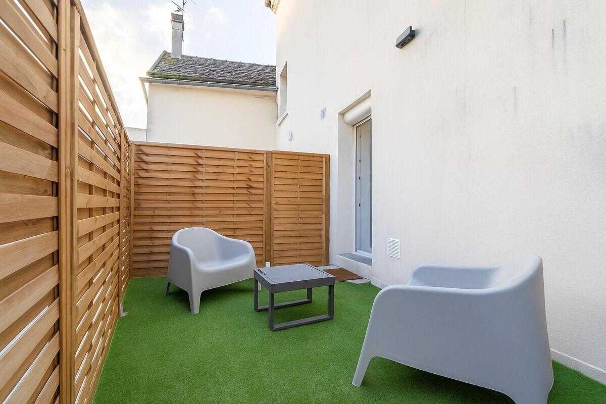 Studio Immersif Jaccuzi & Cinéma Disney et Astérix - Bed and Breakfast Messy