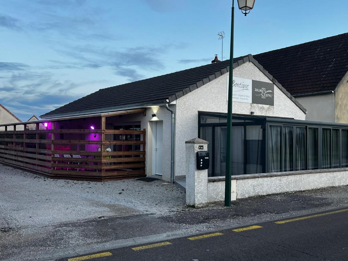 Maison chic et paisible, terrasse, spa et campagne - B&B Merceuil