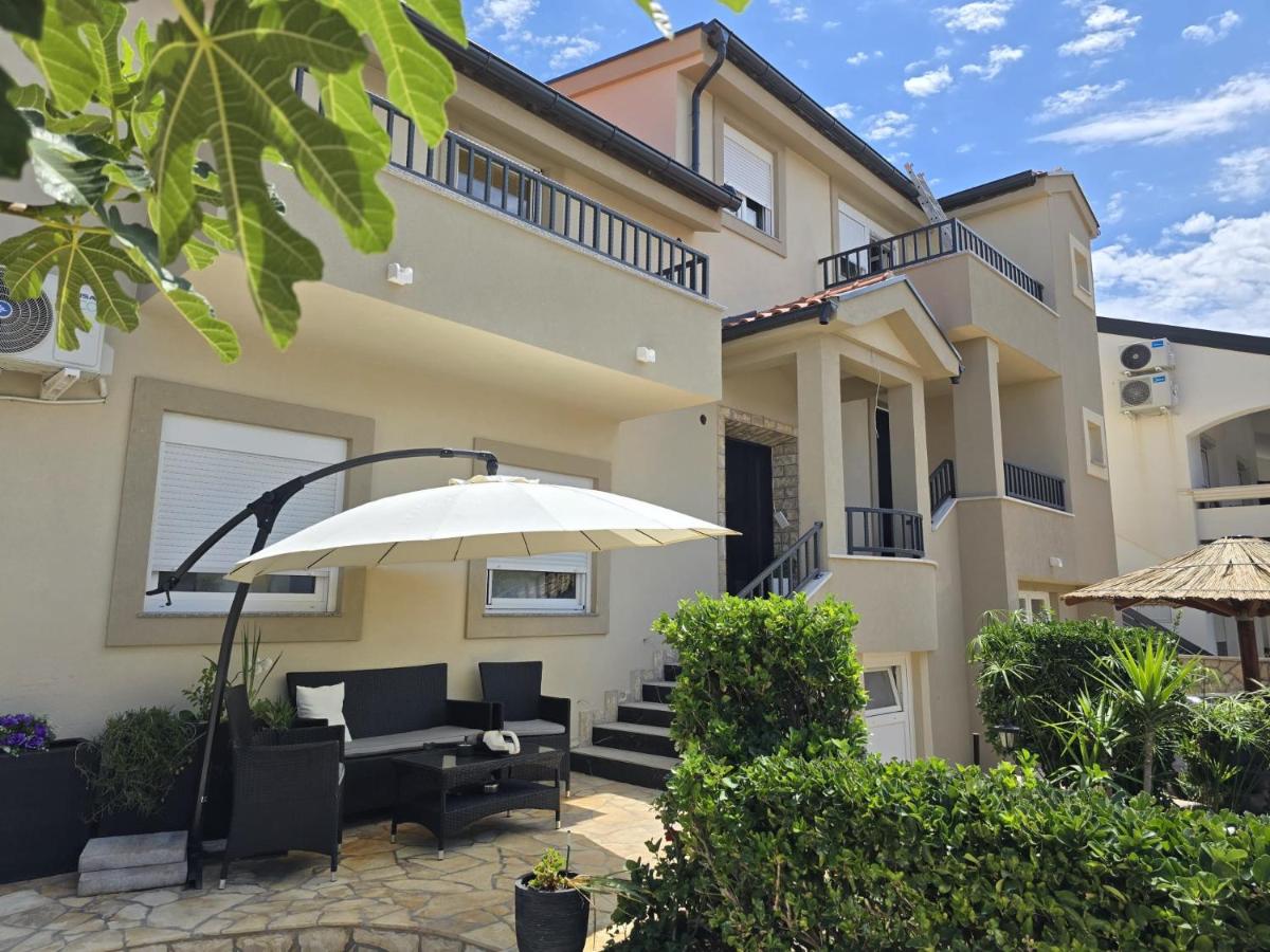 Nena apartmani - Chambres d’hôtes Vir