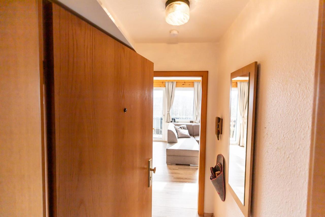 Winterberg View - Balkon mit Südblick - zentrale Lage - eigener Parkplatz - B&B Winterberg