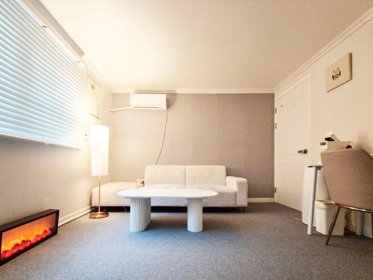 Baeksan Island - B&B Daejeon