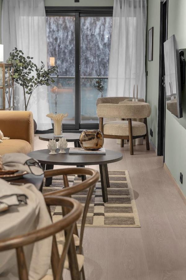 Wonderful and warm apartment, with amazing views and parking - Ferienwohnung Tromsø