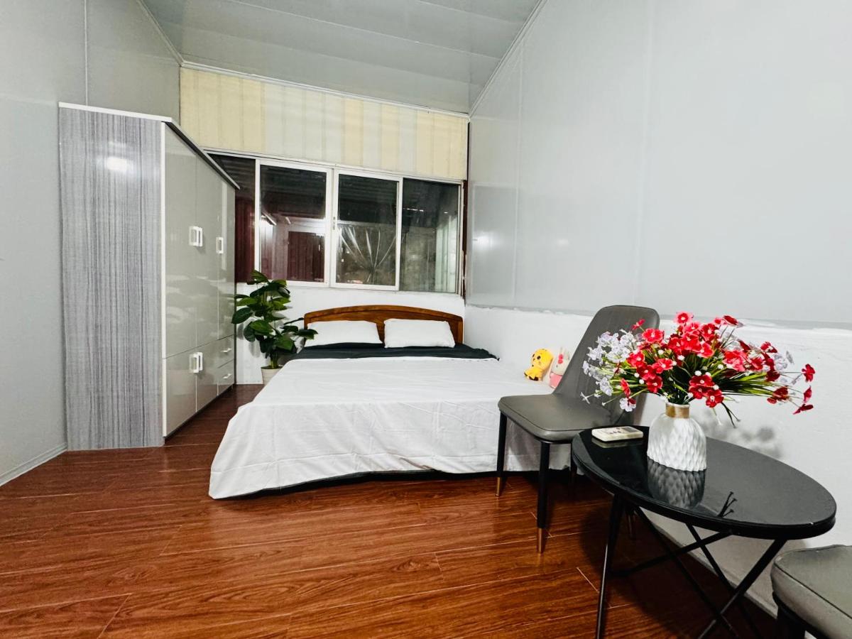 Viet Stay Pho Chua Lang 3 - Campus View Home