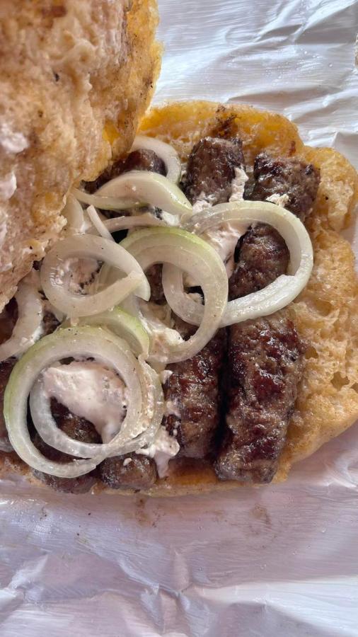 Apartman Čeliković centar Šamca, parking, balkon, WiFi - B&B Šamac