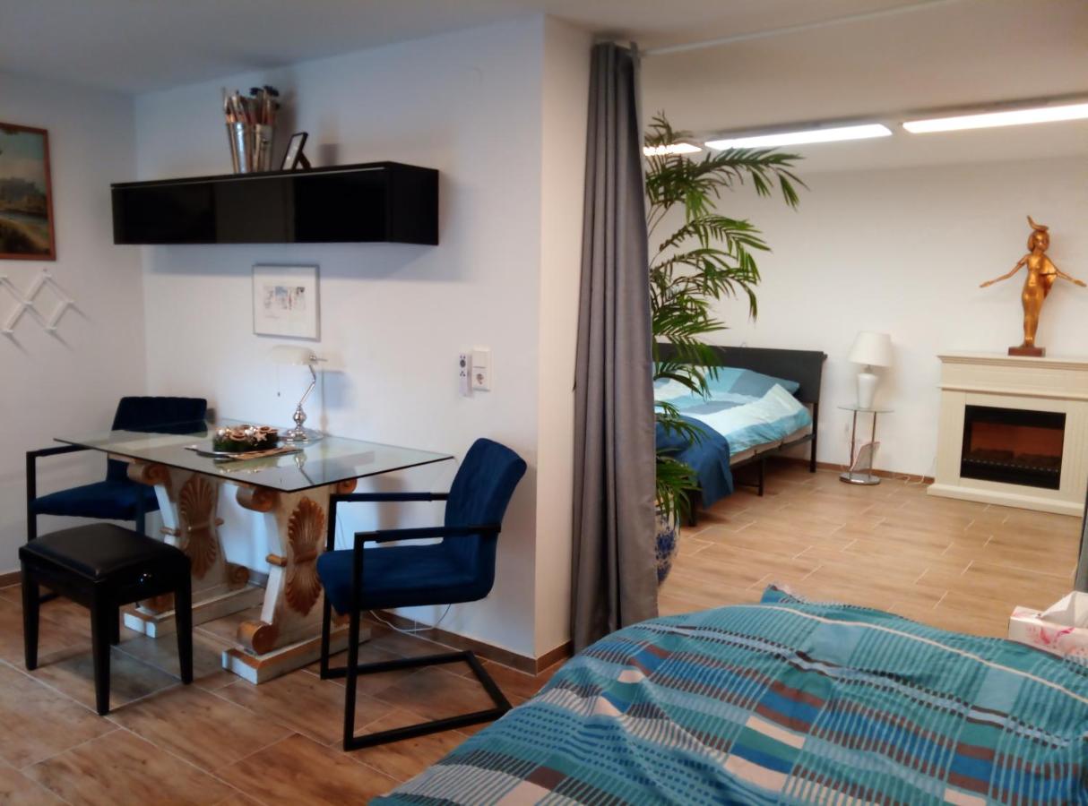 FeApp Souterrain Pennen & Parken - Ferienwohnung Mondsee