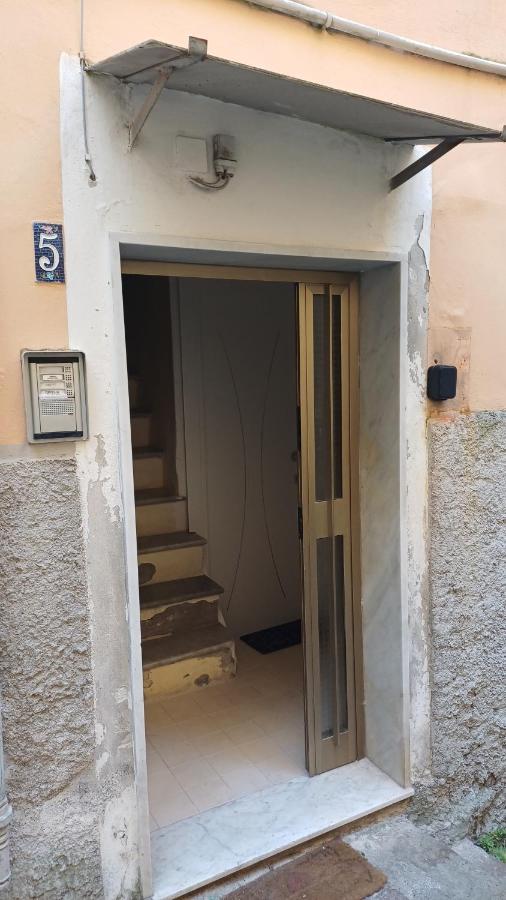 Mare Blu Marola giardino e vista mare - Bed and Breakfast La Spezia