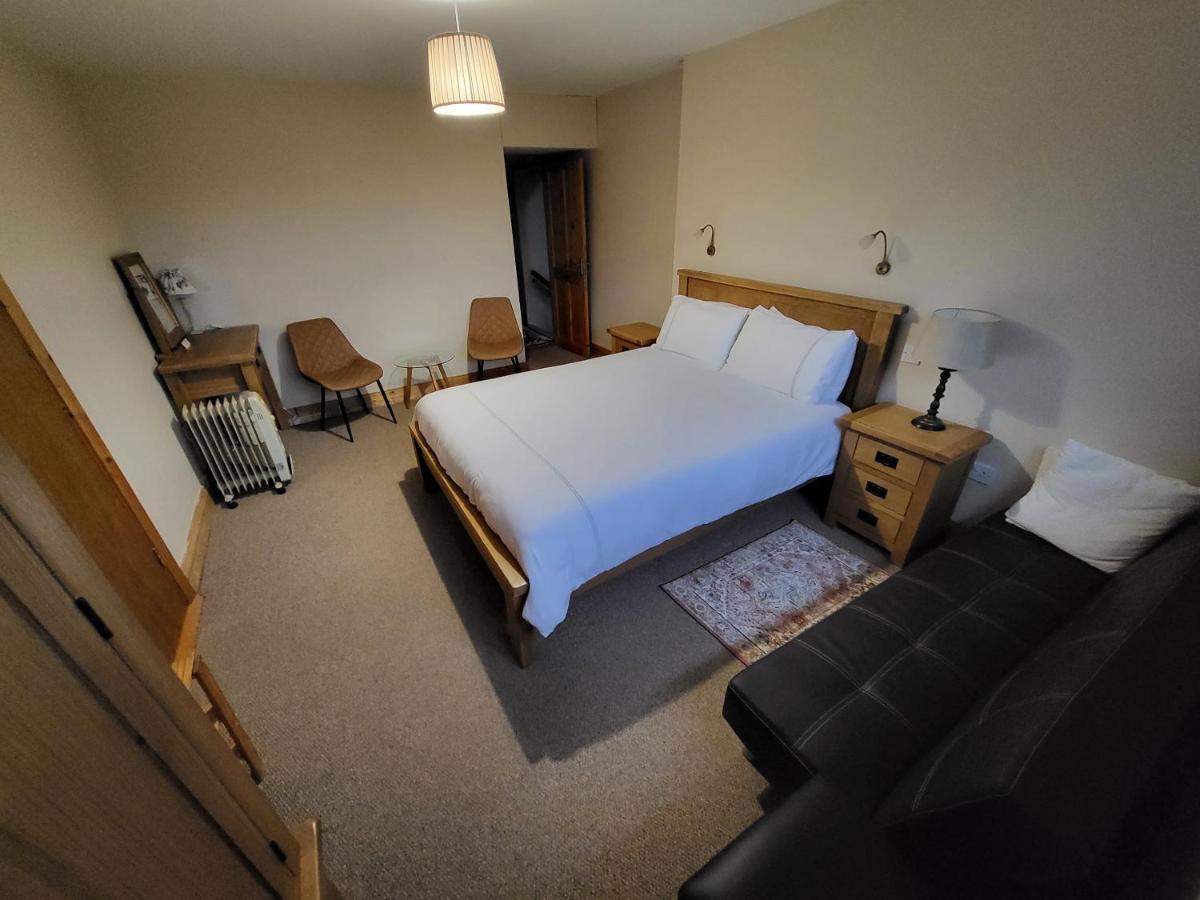 Familienzimmer mit Gemeinschaftsbad