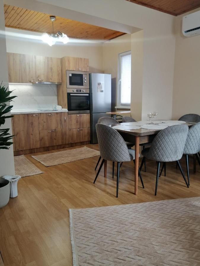 Уют - B&B Haskovo